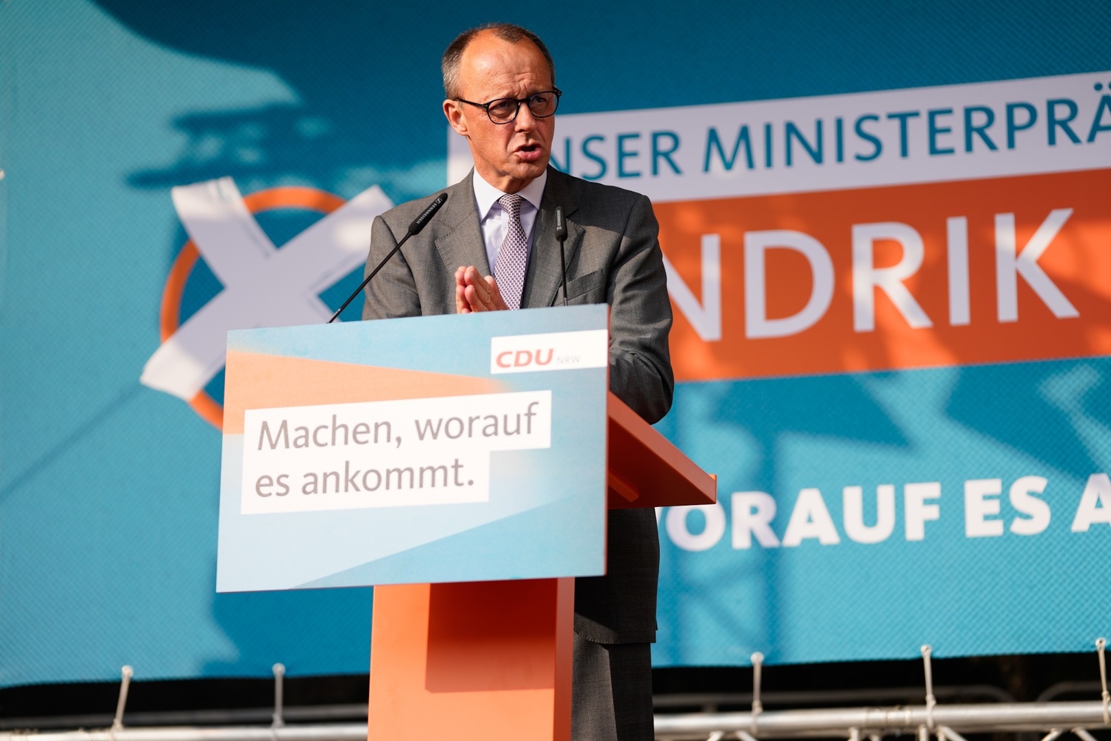 Lider CDU: EU treba dati kandidatski status Bosni i Hercegovini - slika 1